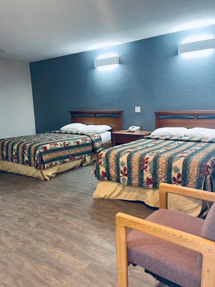 Double Room with Two Double Beds - Non-Smoking interior